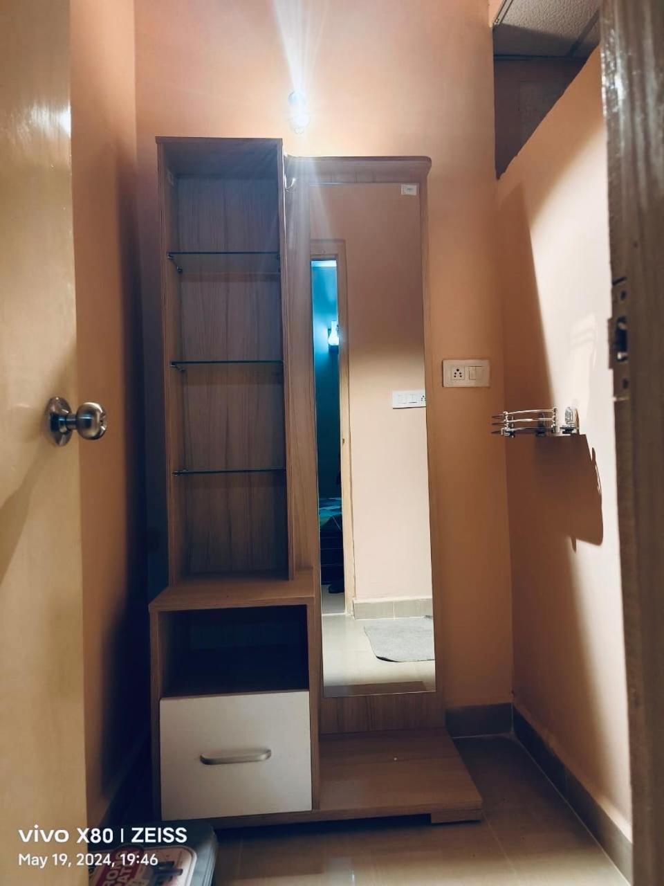 Apartment Rishi Lucknow