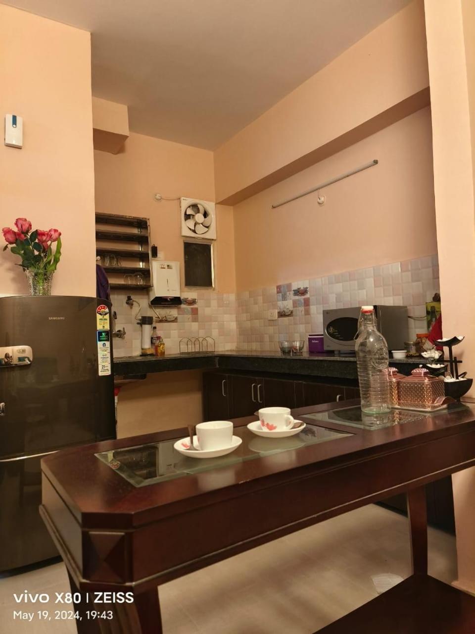 Rishi Apartment *