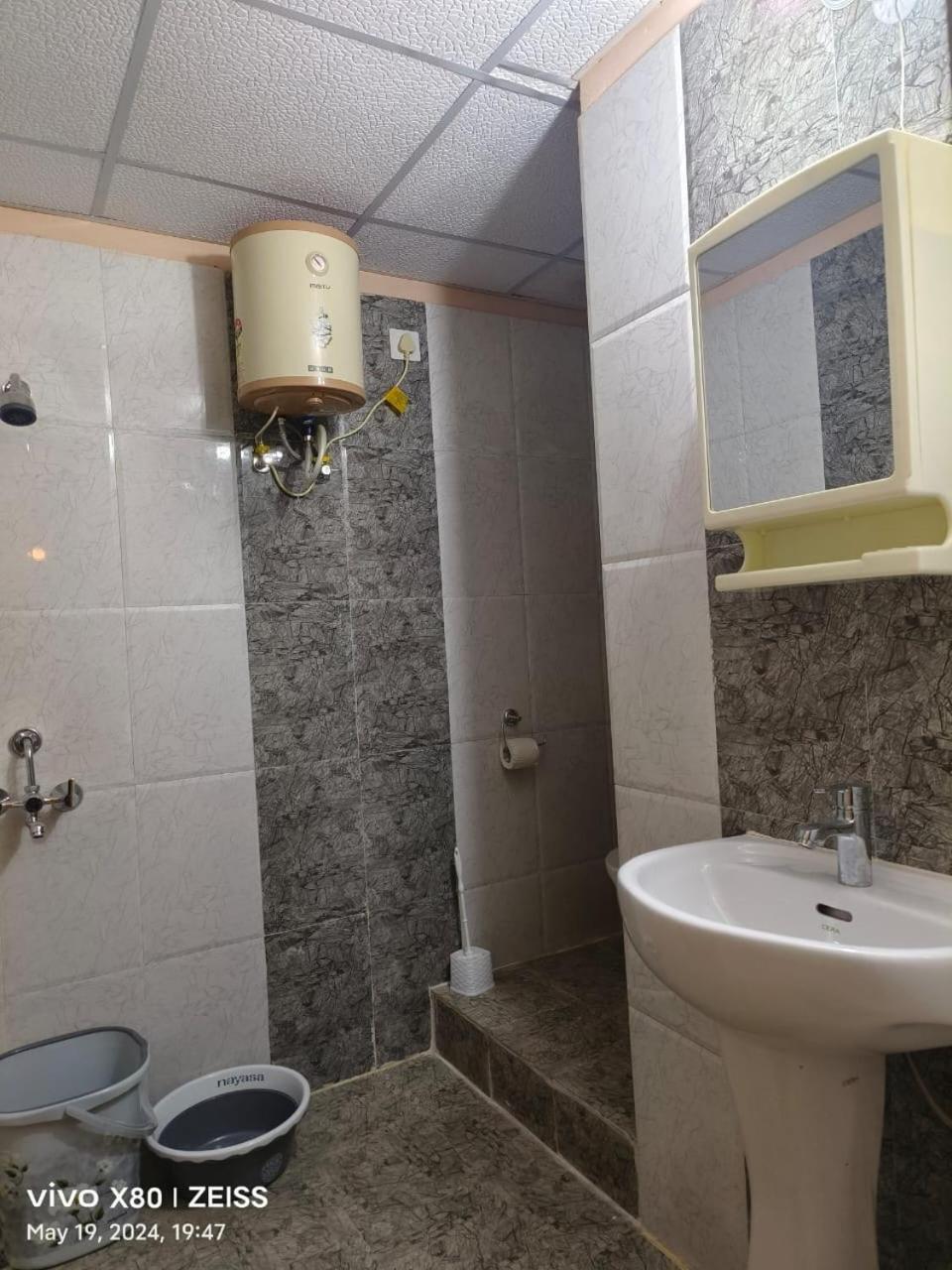 Apartment Rishi *